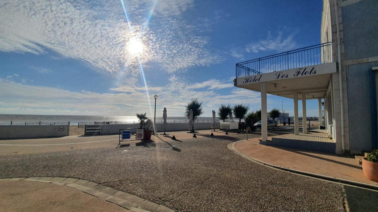 Les Pieds Dans L'Eau - Appartement Vue Mer Châtelaillon-Plage Buitenkant foto
